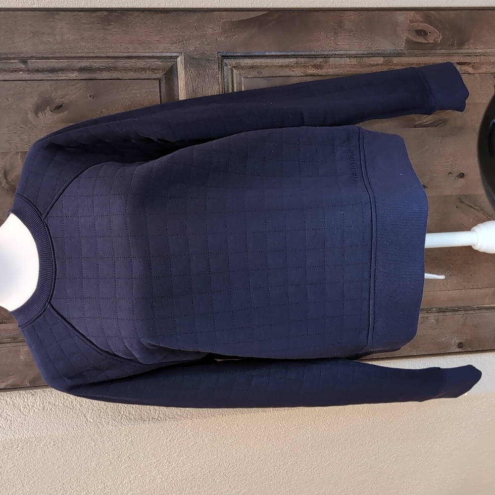 Like New. Marmot raglan quilted sweatshirt